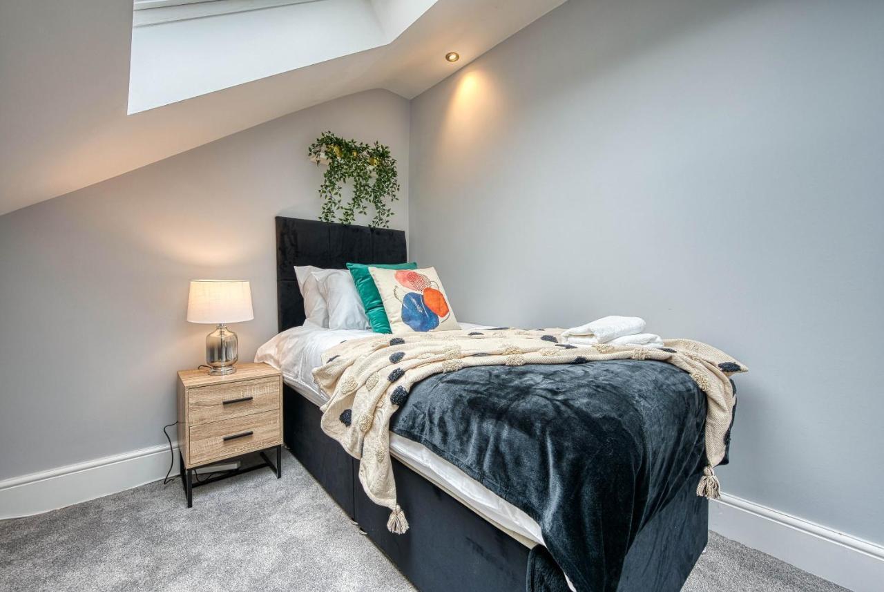 Spacious Nottingham Abode - Sleeps 16 Exteriér fotografie