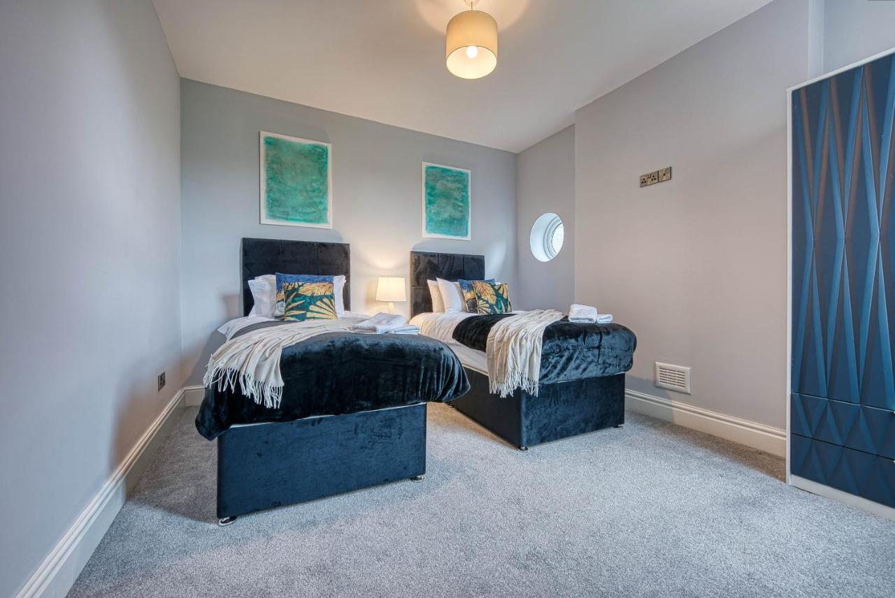 Spacious Nottingham Abode - Sleeps 16 Exteriér fotografie