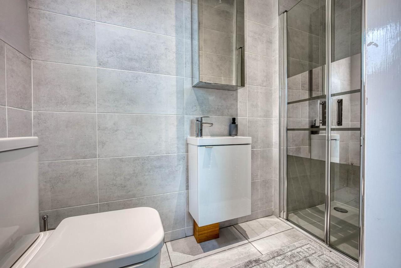 Spacious Nottingham Abode - Sleeps 16 Exteriér fotografie